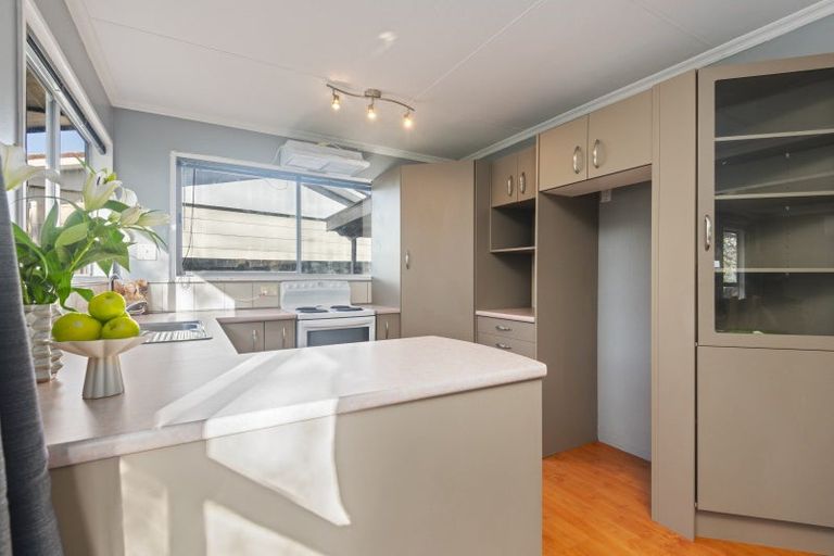 Photo of property in 17 Wyndham Street, Awapuni, Palmerston North, 4412