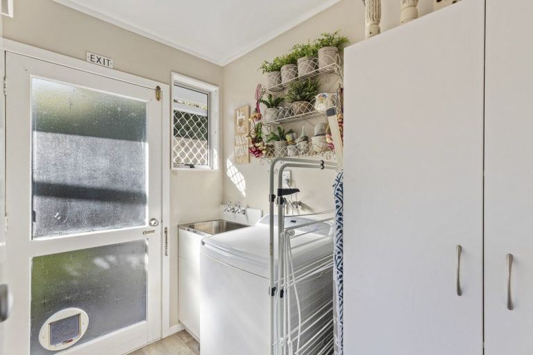 Photo of property in 3a Rossiter Crescent, Lynmouth, New Plymouth, 4310