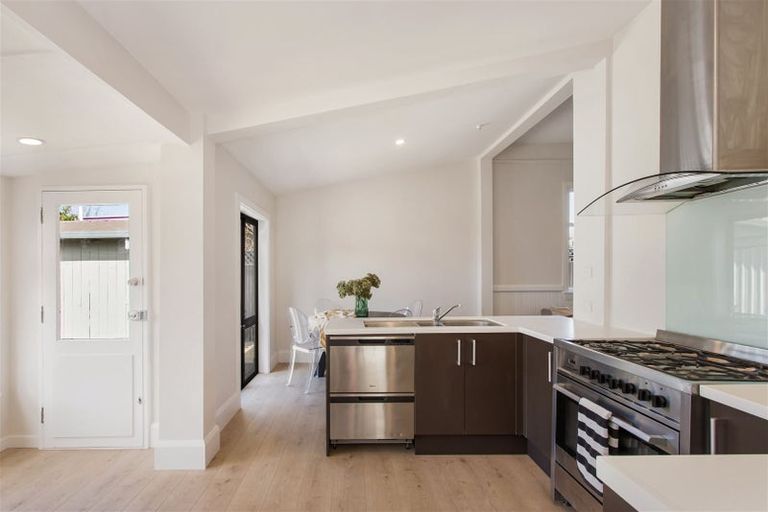 Photo of property in 8 Flockton Street, Mairehau, Christchurch, 8013