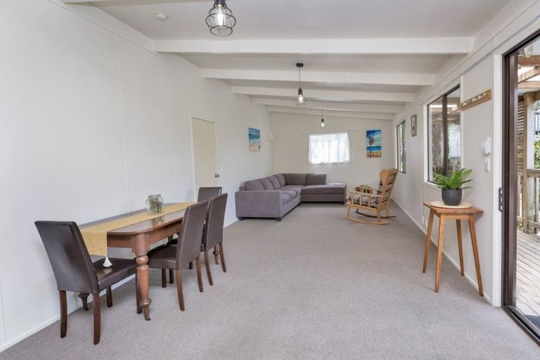 Photo of property in 9 Boeing Road, Onerahi, Whangarei, 0110