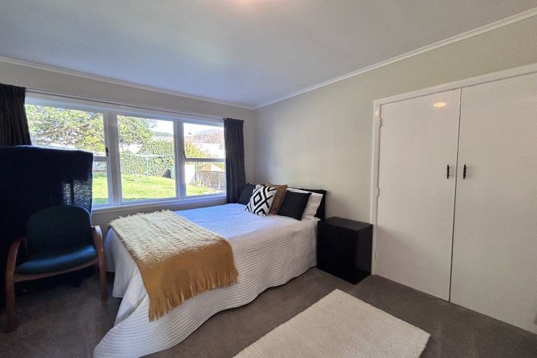 Photo of property in 23 Larsen Crescent, Tawa, Wellington, 5028