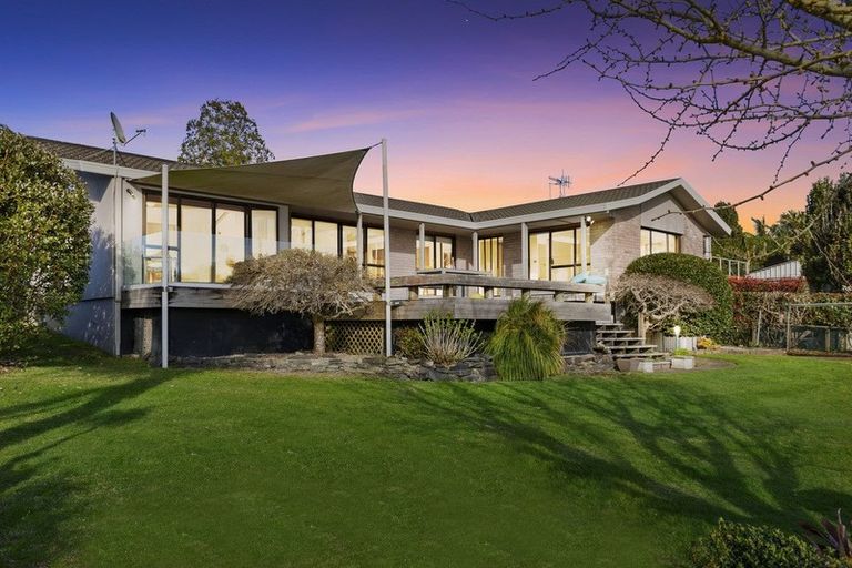 Property details for 28 Lindoch Avenue, Te Puna, Tauranga, 3174