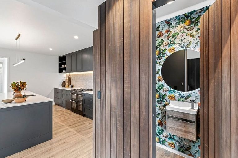 Photo of property in 39 Atkins Road, Luggate, Wanaka, 9382