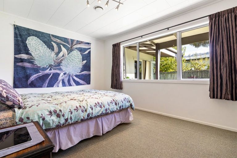 Photo of property in 1 Kelvin Place, Kelvin Heights, Queenstown, 9300