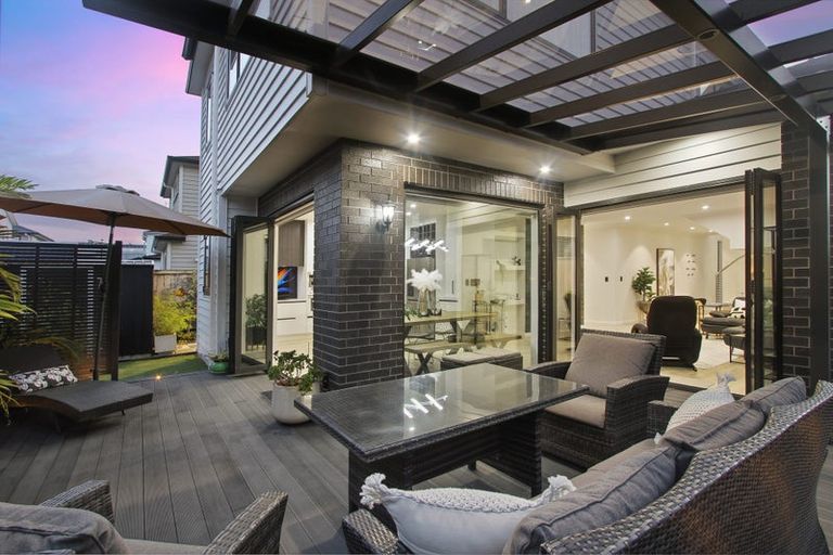 Photo of property in 16 Camp X Place, Whenuapai, Auckland, 0618