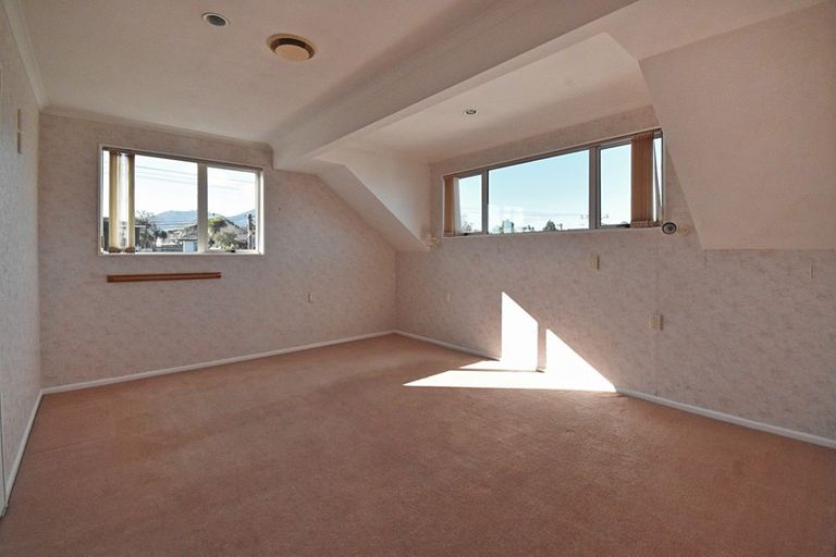 Photo of property in 2/17 Puriri Street, Hilltop, Taupo, 3330