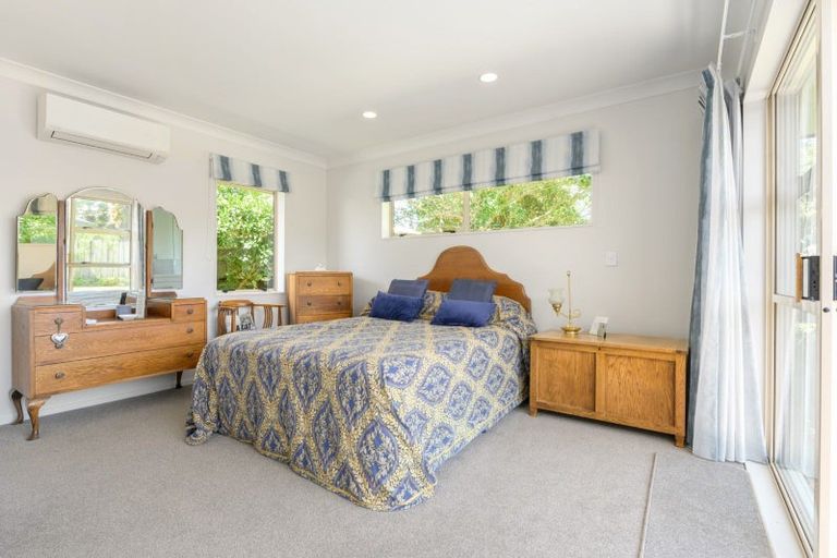 Photo of property in 35 Admiral Crescent, Flagstaff, Hamilton, 3210