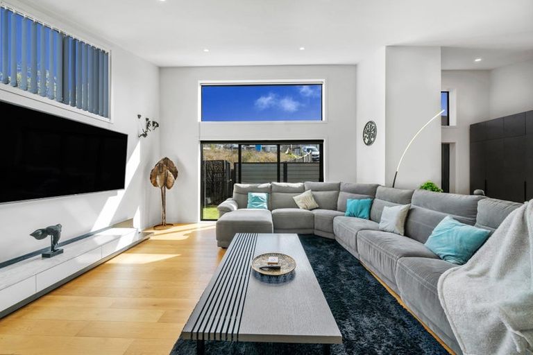 Photo of property in 6 Mara Waina Place, Swanson, Auckland, 0614