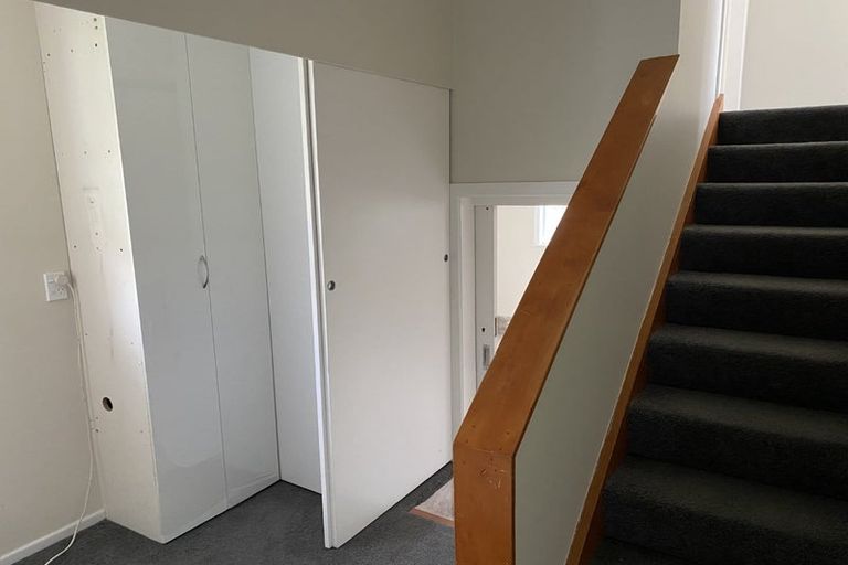 Photo of property in 30a Saint Ronans Avenue, Waterloo, Lower Hutt, 5011