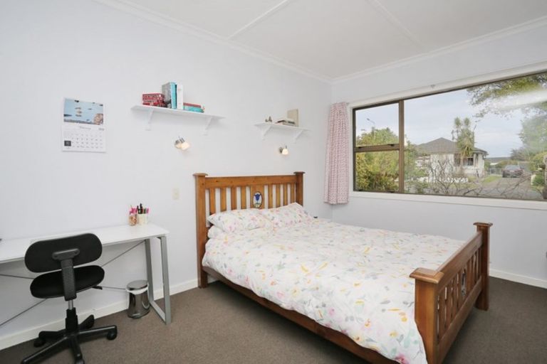 Photo of property in 124 Venus Street, Strathern, Invercargill, 9812
