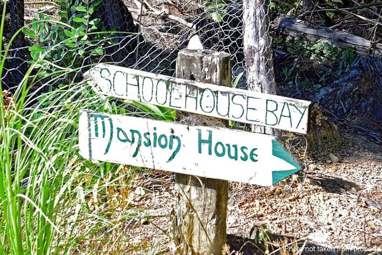 Photo of property in 4 Wilson Avenue, Kawau Island, 0920