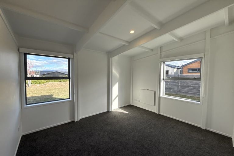 Photo of property in 29 Dingle Street, Lake Hawea, Wanaka, 9382
