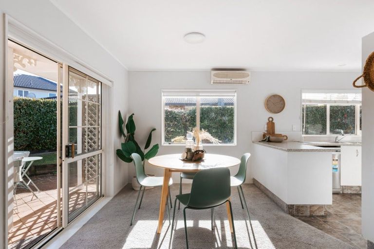 Photo of property in 17 Balmacewen Place, Mount Maunganui, 3116