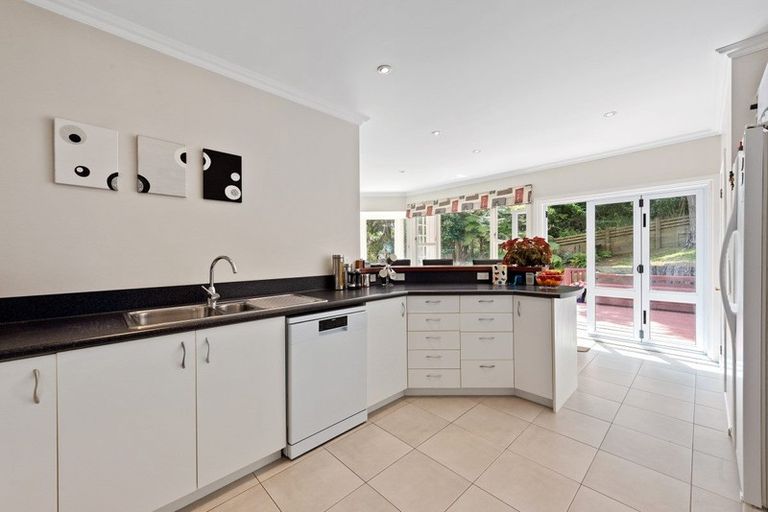 Photo of property in 74b Heretaunga Square, Silverstream, Upper Hutt, 5019