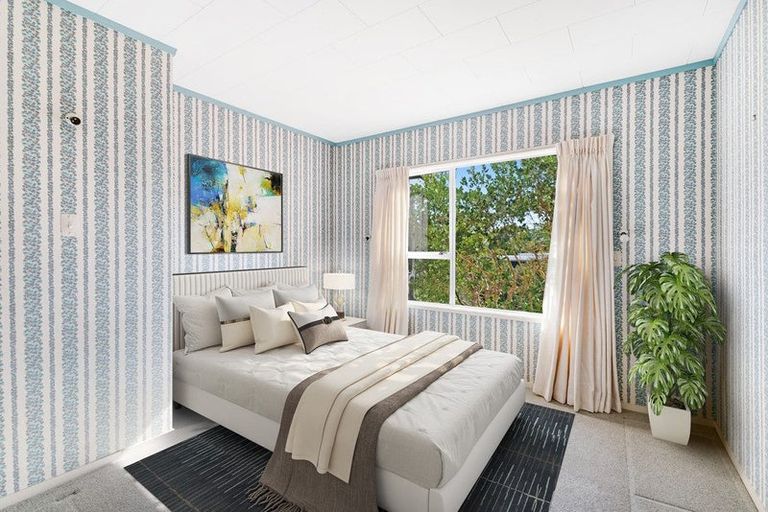 Photo of property in 16 Pohutukawa Avenue, Red Beach, 0932