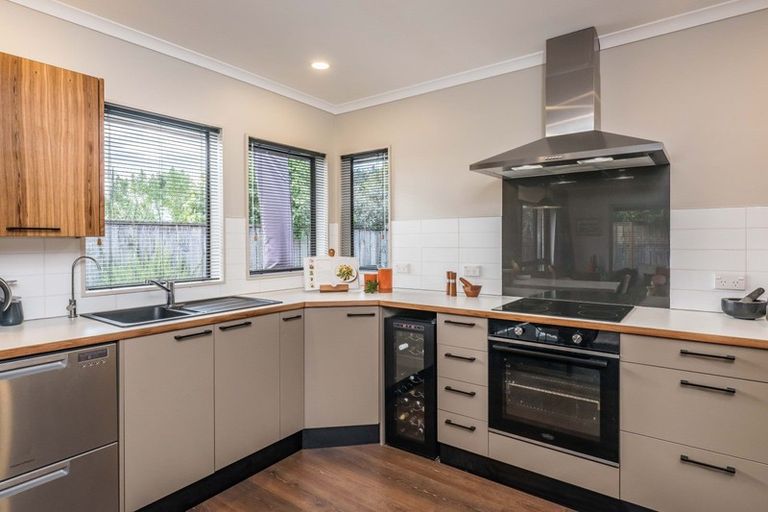 Photo of property in 28 Tutanekai Street, Paraparaumu, 5032