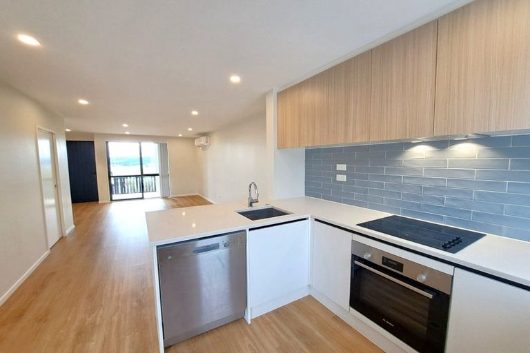 Photo of property in 13b Colin Chester Drive, Silverdale, 0932