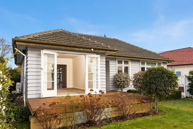 Photo of property in 27 Kenwyn Avenue, St Albans, Christchurch, 8052