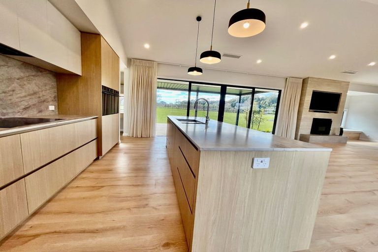 Photo of property in 49 Three Oaks Drive, Dairy Flat, 0794