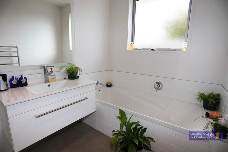 Photo of property in 3 Taggart Place, Sockburn, Christchurch, 8042