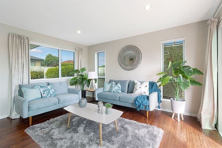 Photo of property in 38e Hetherington Road, Ranui, Auckland, 0612