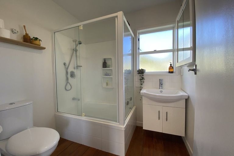 Photo of property in 257 Titirangi Road, Titirangi, Auckland, 0604