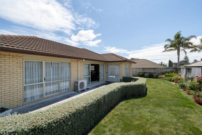 Photo of property in 9 Waiora Place, Pyes Pa, Tauranga, 3112