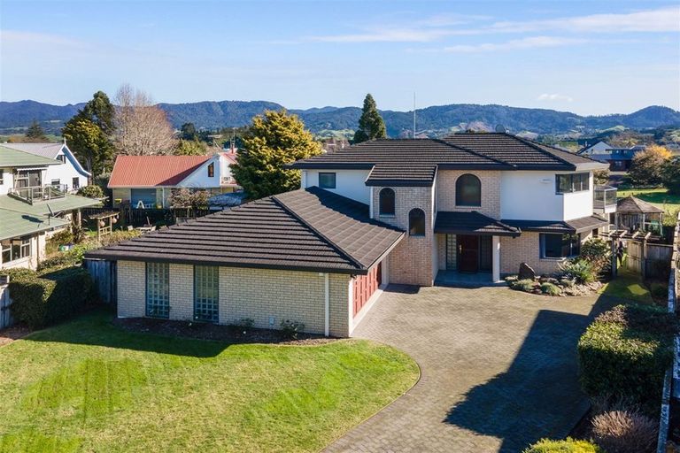 Photo of property in 12 Belmont Rise, Katikati, 3129