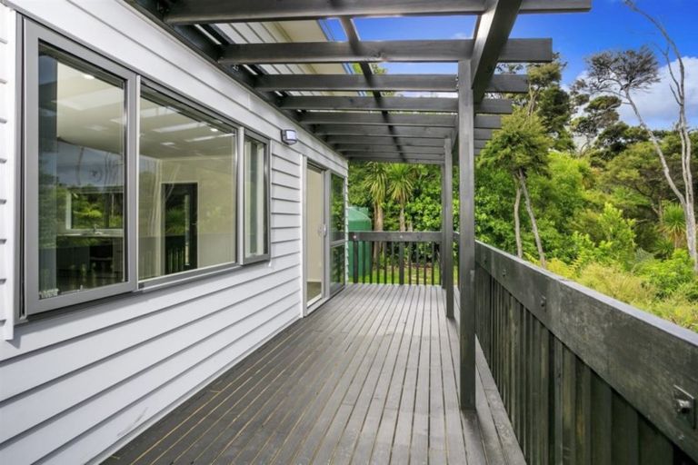 Photo of property in 16 Hobson Heights Road, Lucas Heights, Auckland, 0632