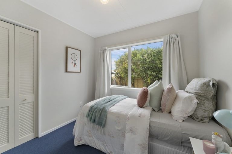 Photo of property in 2 Karaka Street, Otaki Beach, Otaki, 5512