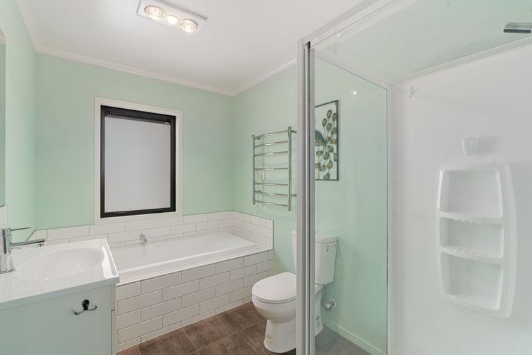 Photo of property in 37 Finch Street, Albert Town, Wanaka, 9305