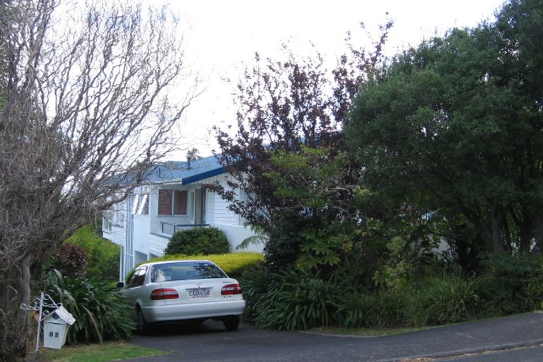 Photo of property in 82 Seaview Road, Castor Bay, Auckland, 0620