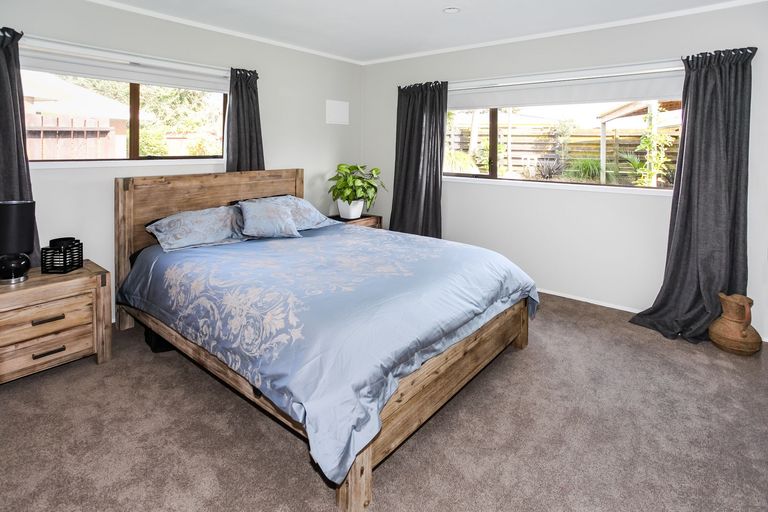 Photo of property in 34a Landscape Road, Pukekohe, 2120