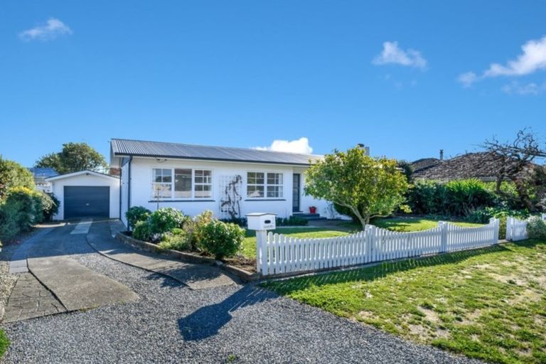 Photo of property in 2 Suter Street, Stoke, Nelson, 7011