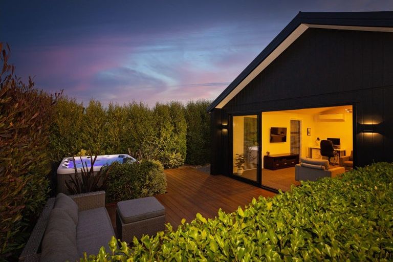 Photo of property in 37a Holloway Street, Waikiwi, Invercargill, 9810