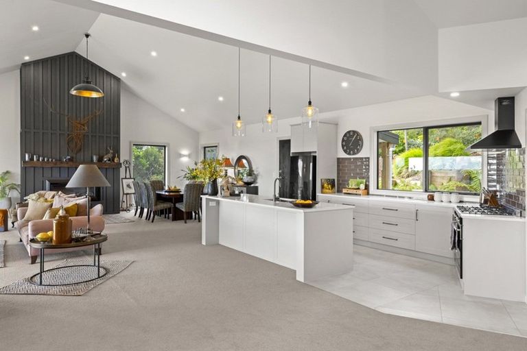 Photo of property in 82 Maungatawhiri Road, Raglan, 3295