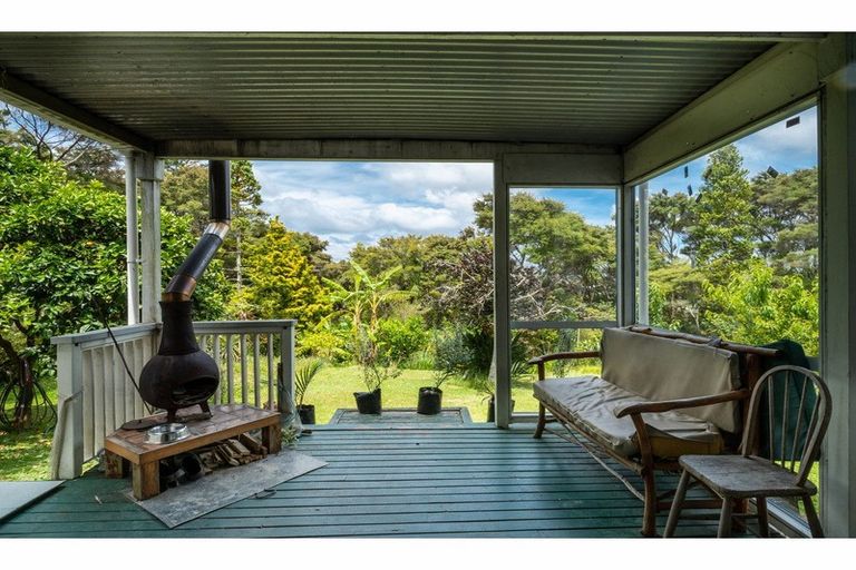 Photo of property in 131 Colwill Road, Massey, Auckland, 0614