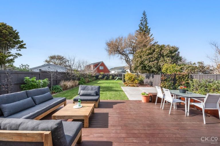 Photo of property in 12 Fitzherbert Street, Alicetown, Lower Hutt, 5010