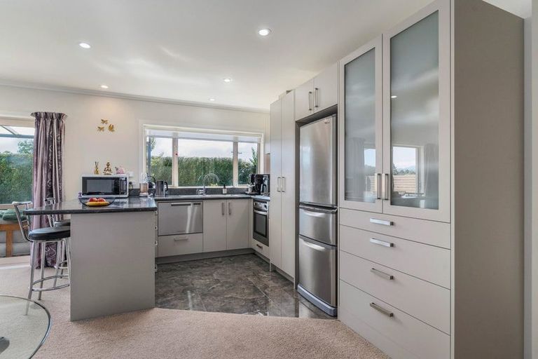 Photo of property in 6 Madison Street, Carterton, 5713