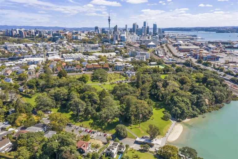 Photo of property in 19a Judges Bay Road, Parnell, Auckland, 1052
