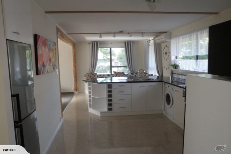 Photo of property in 1/52 Lochee Road, Upper Riccarton, Christchurch, 8041