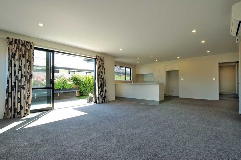 Photo of property in 14 Blaenavon Lane, Halswell, Christchurch, 8025