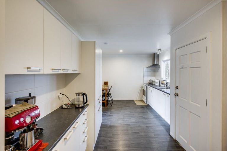 Photo of property in 913 Heretaunga Street East, Parkvale, Hastings, 4122