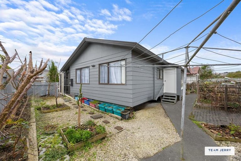 Photo of property in 1/5 Malaspina Place, Papatoetoe, Auckland, 2025