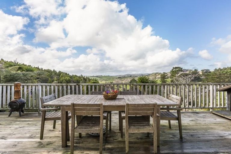 Photo of property in 67 Oldfield Road, Wellsford, 0972