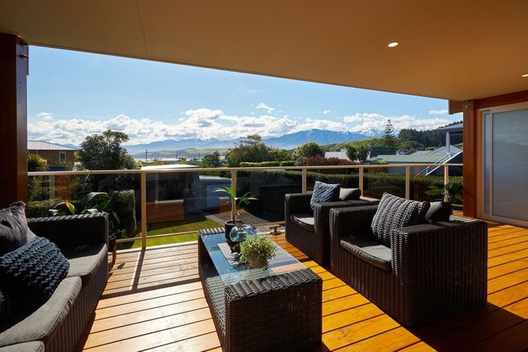 Photo of property in 9 Kotuku Road, South Bay, Kaikoura, 7300