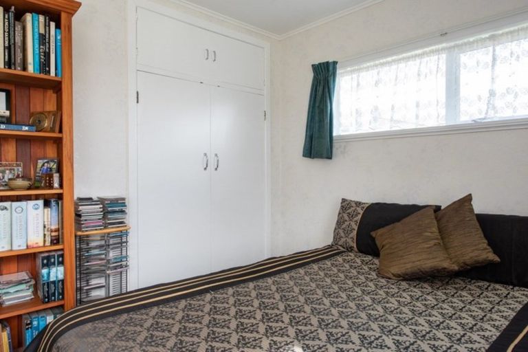 Photo of property in 12 Phillip Street, Pukekohe, 2120