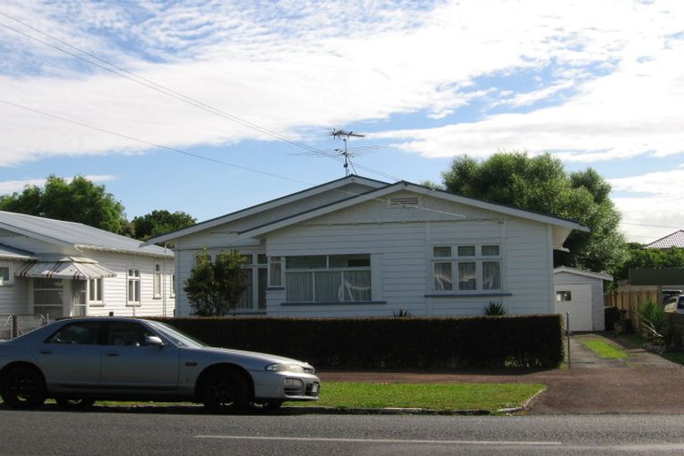 Photo of property in 14 Moa Road, Point Chevalier, Auckland, 1022