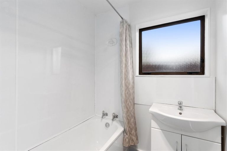 Photo of property in 109a Gilberthorpes Road, Hei Hei, Christchurch, 8042