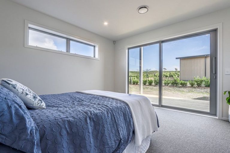 Photo of property in 3 Mirek Street, Waikanae, 5036